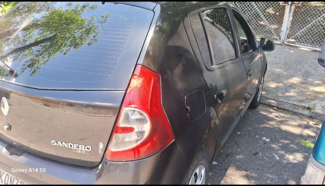 Renault Sandero SANDERO Expression Hi-Flex 1.0 16V 5p 2011