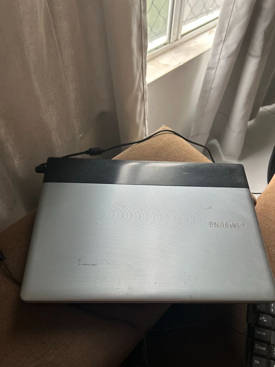 Notebook Samsung ATIV Book 2 | Core i3 | SSD 120 GB | Windows 10 - Foto 3