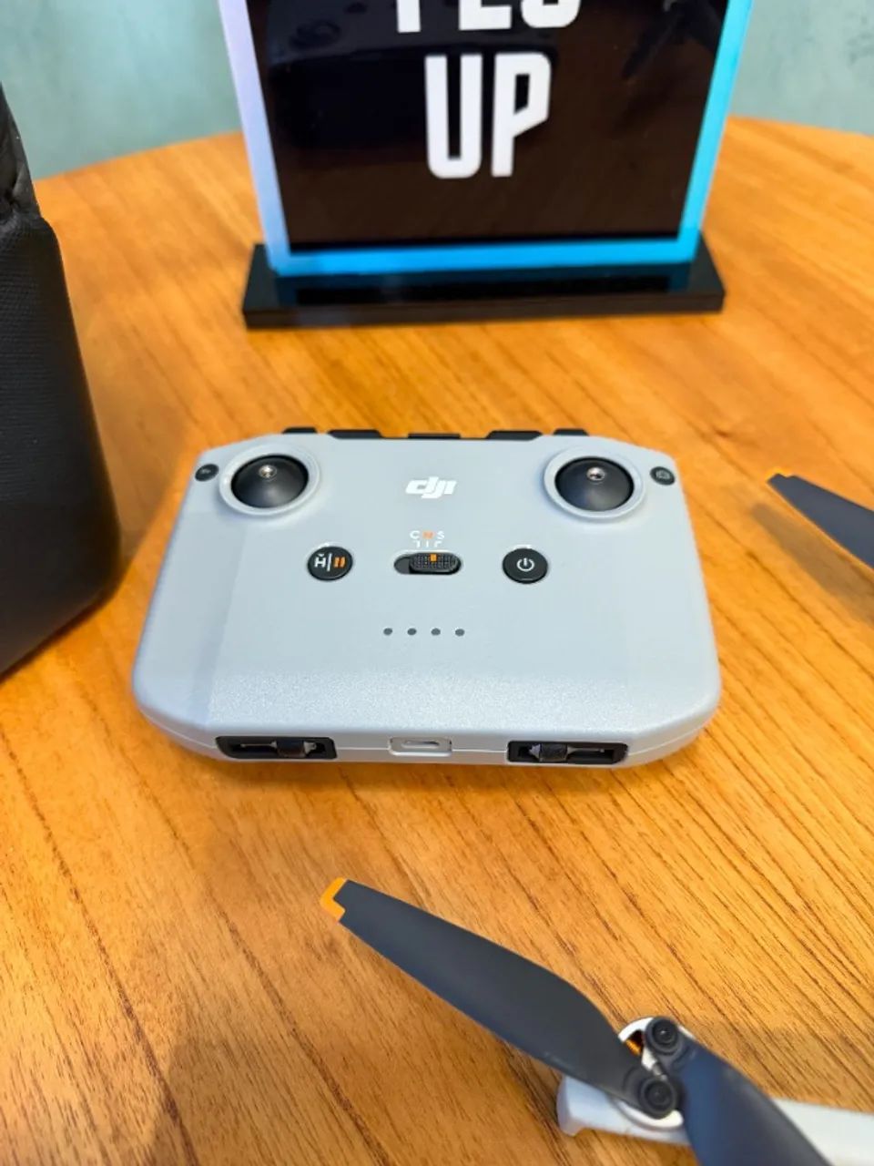 DJI Mini 4 Pro Flymore Combo Plus Seminovo - Foto 5