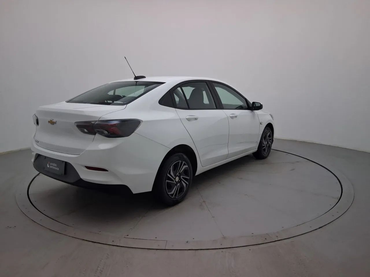 Chevrolet Onix Activ 1.4 8V Flex Aut. 4P, foto 5 de 18
