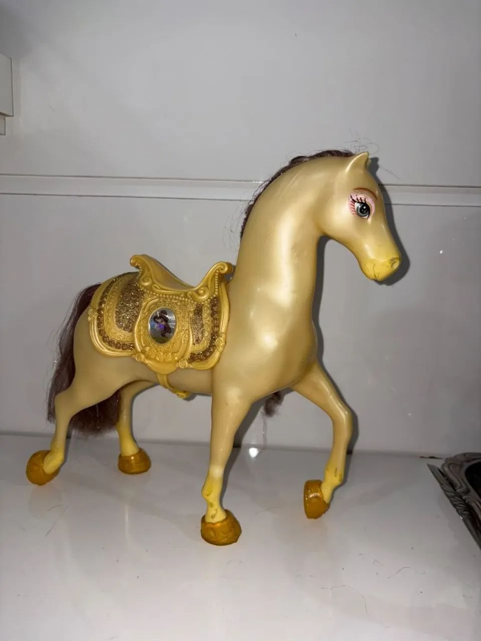 Cavalo da princesa Bela e a Fera  - Foto 4