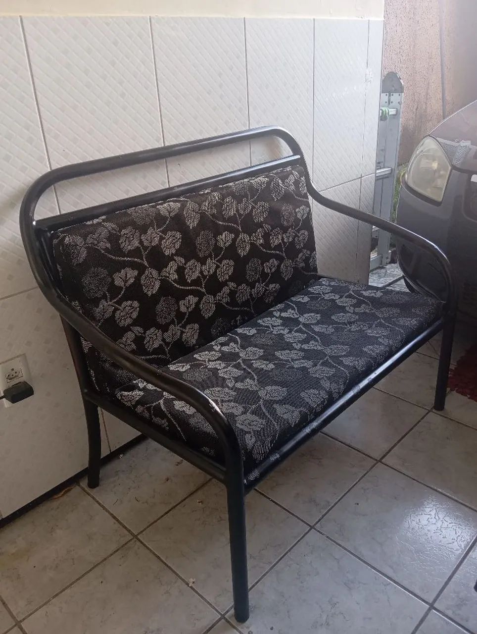 Sofá dois lugares estrutura de ferro - Foto 2
