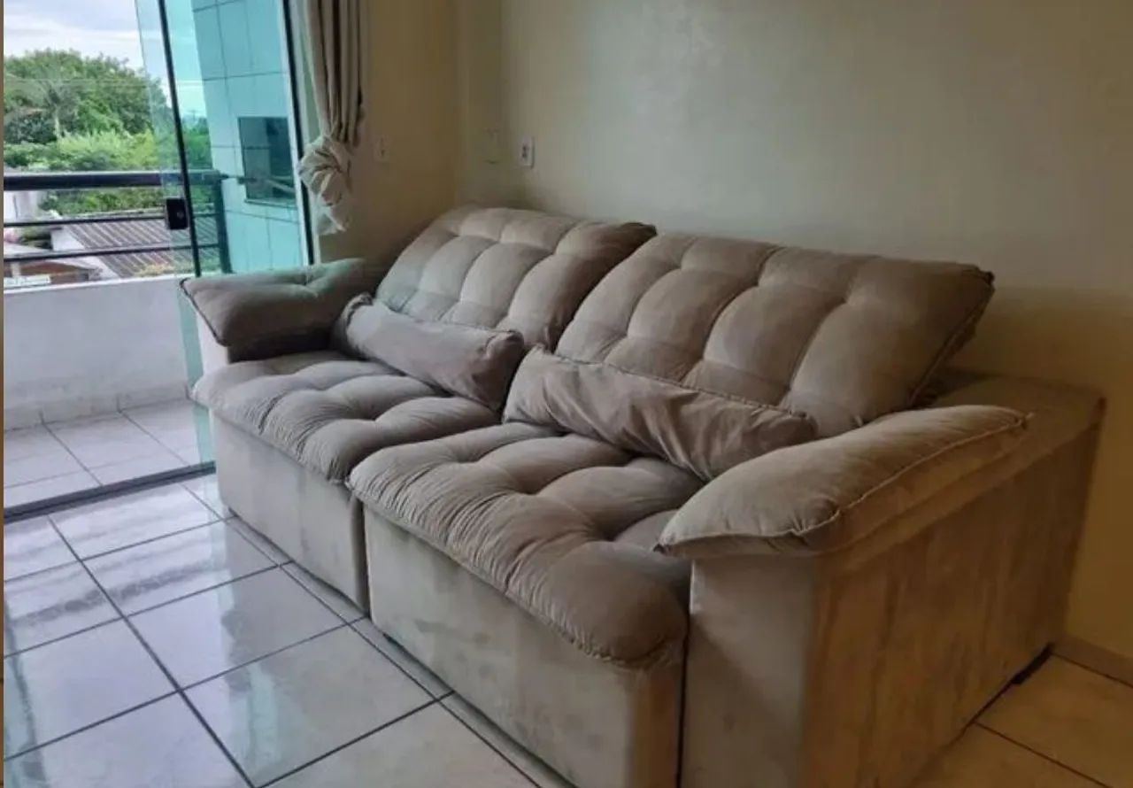 Vendo sofá retrátil.