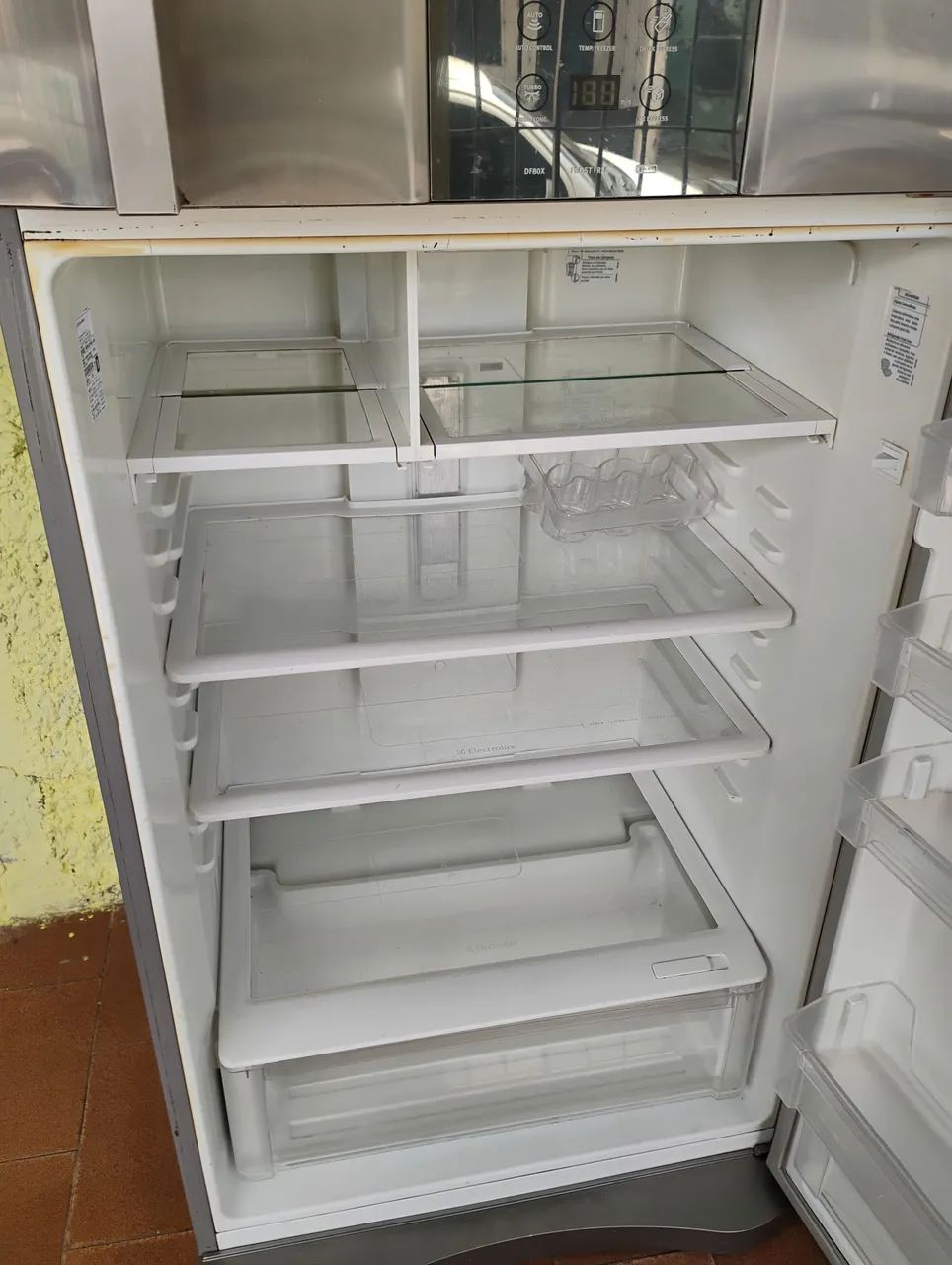 Vendo Geladeira Electrolux infinity  - Foto 5