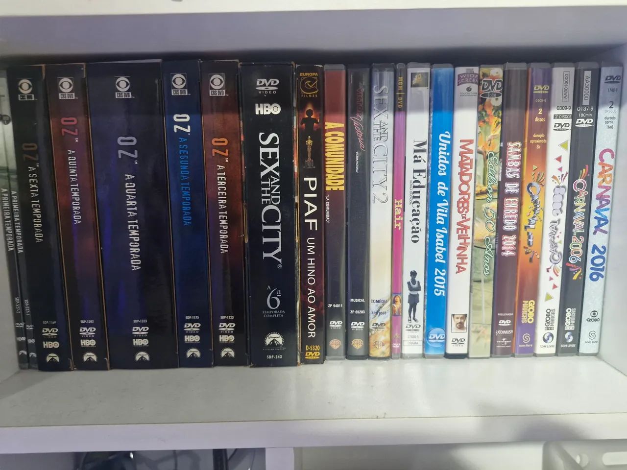 DVDS DE FILMES INCLUINDO SERIES COMPLETAS. - Foto 4