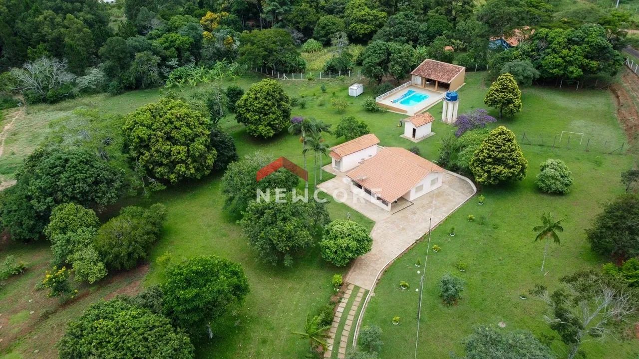 Chácara em Pardinho - Centro - Pardinho/SP