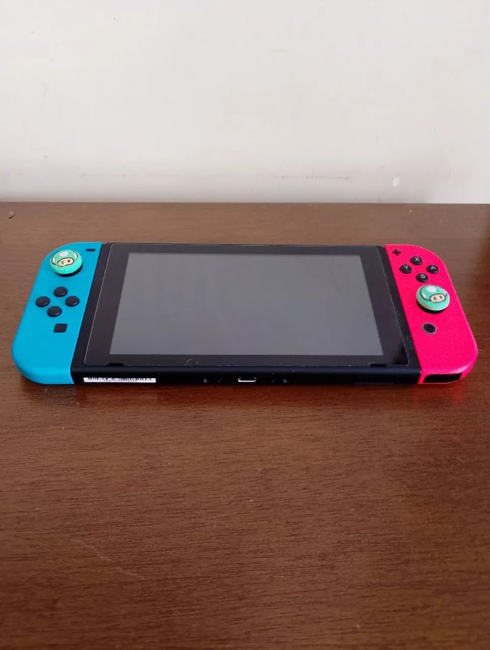 Nintendo Switch + Super Mario Bros  - Foto 2