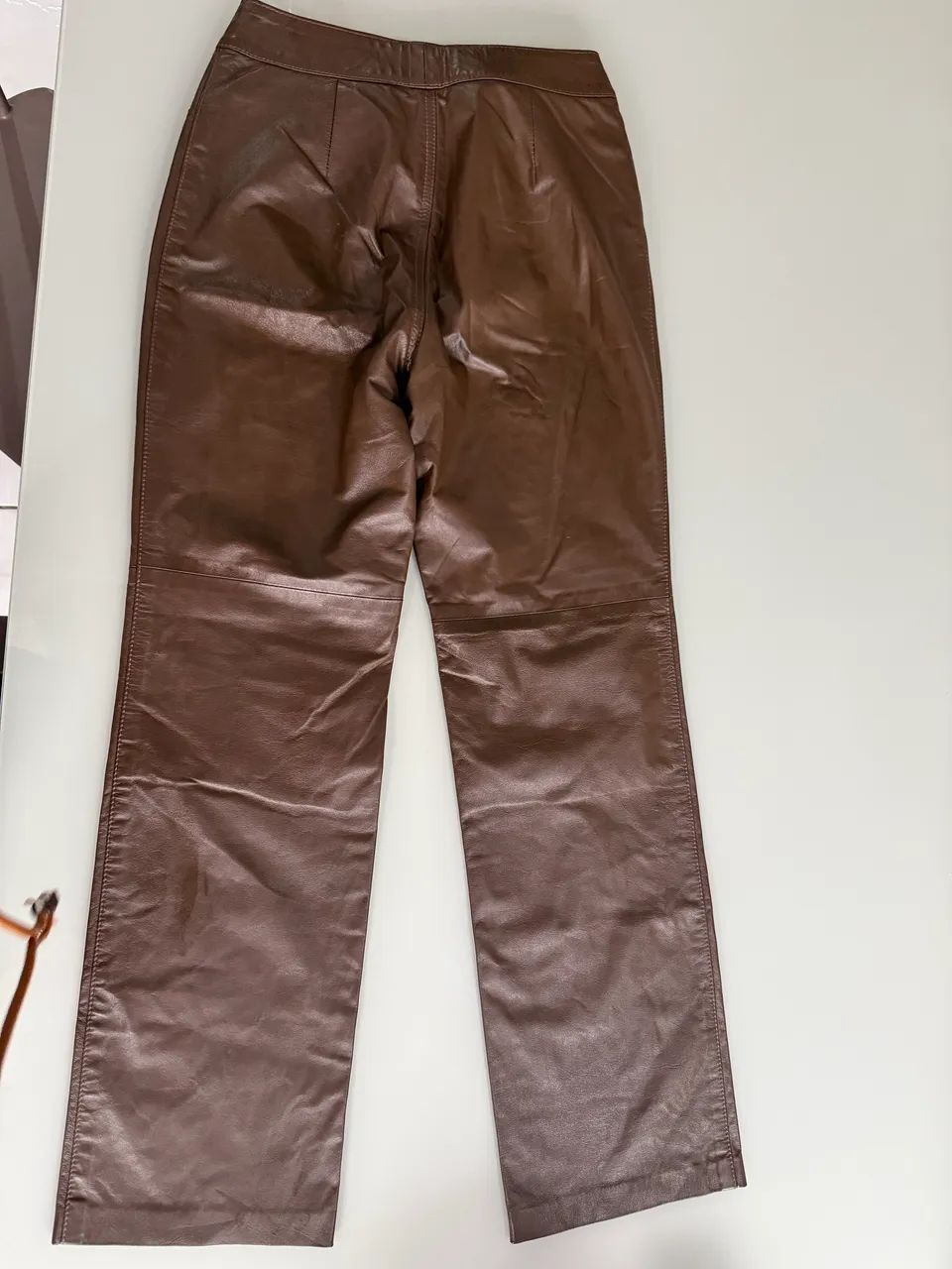 Calça  de couro  tamanho 36  - Foto 4