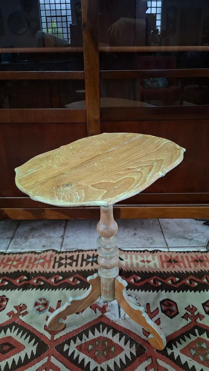 Mesinha de Teca 