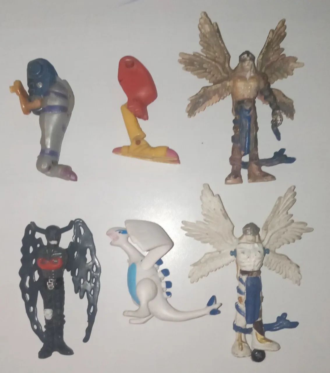 Bonecos Digimon 