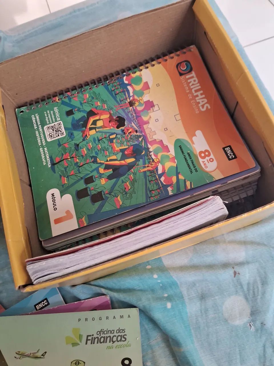 Livro 8° ano- trilhas sistema de ensino - Foto 3