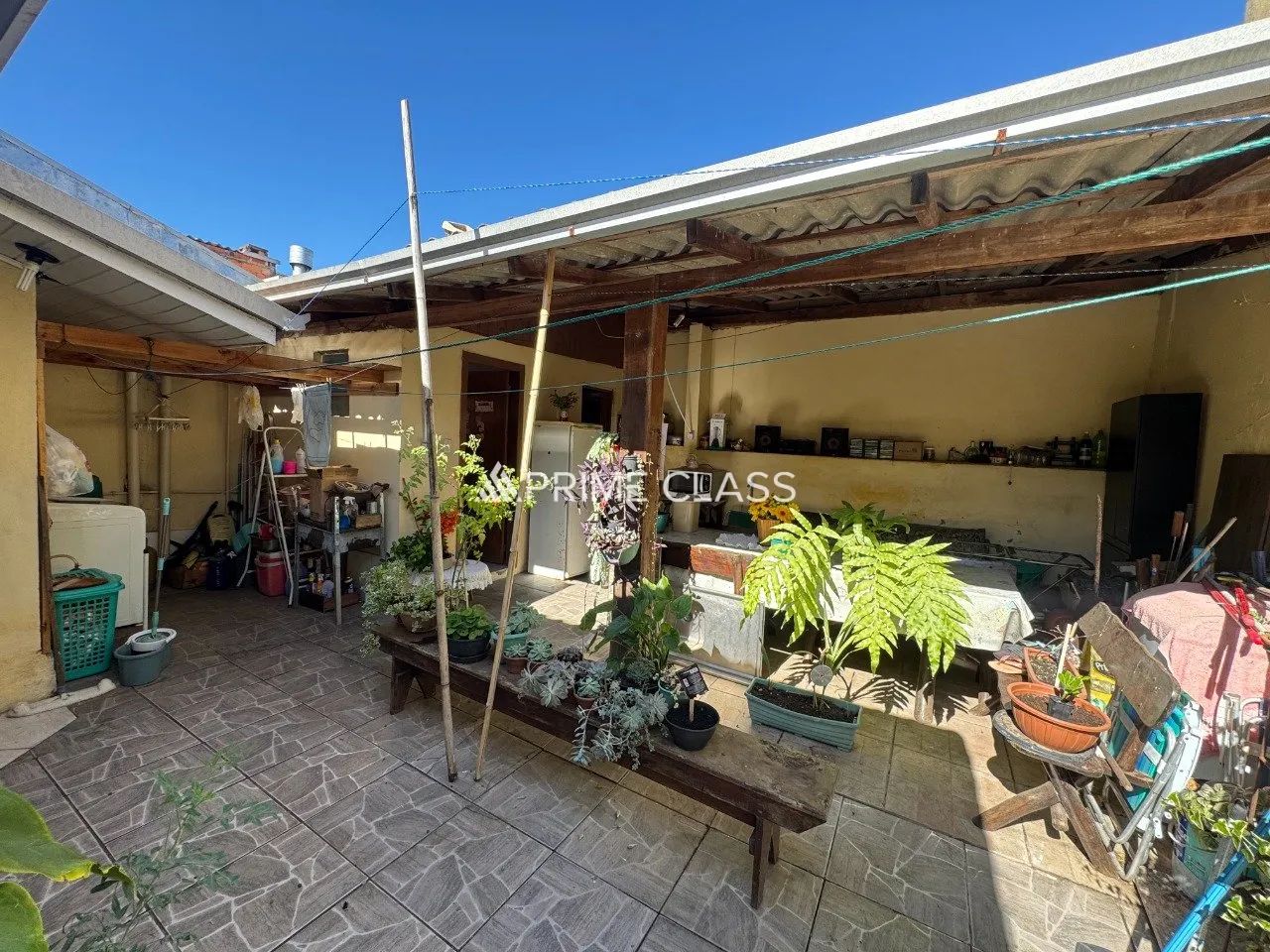 Casa de 2 dormitórios, 3 vagas, amplo pátio nos fundos, Bairro São José - Aceita financiam - Foto 5
