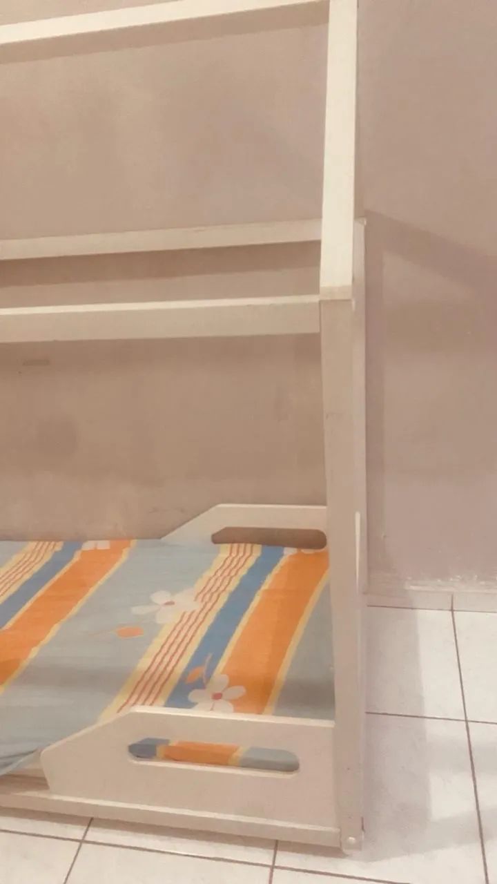 Cama montessoriano infantil 