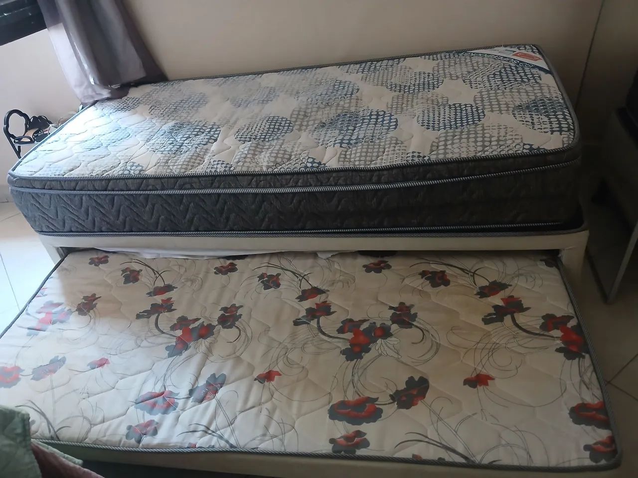 Bi cama sem avarias 