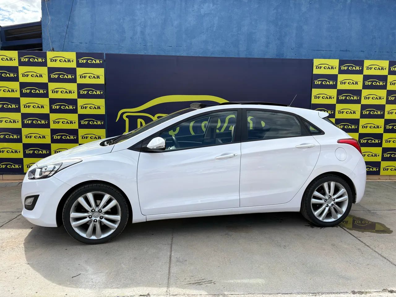 Hyundai I30 i30 1.8 16V Aut. 5p 2015