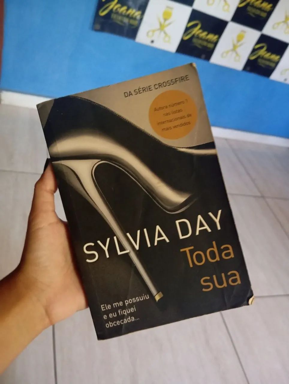 LIVRO CINQUENTA TONS DE LIBERDADE E SYLVIA DAY - Foto 2