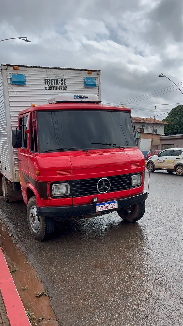 Trabalho com mudança e fretes cargas