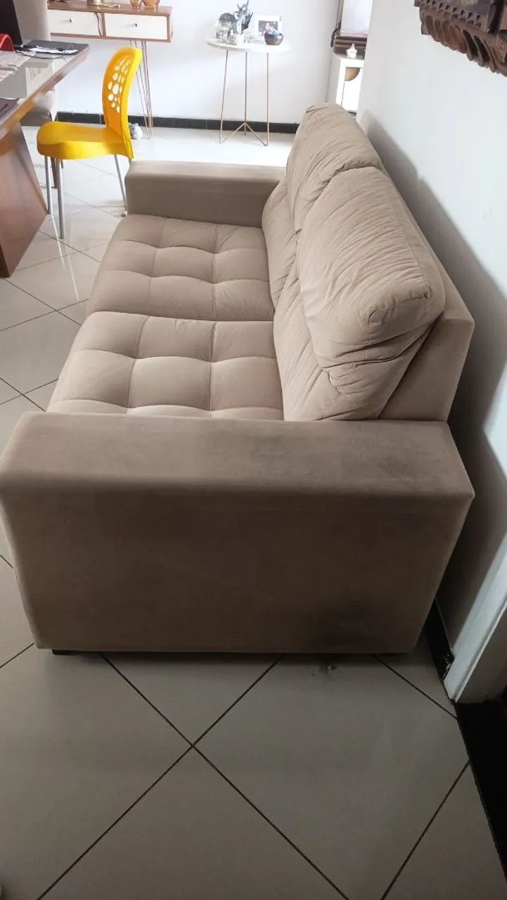 Sofá 3 lugares, tecido, ótimo estado de conservação. Precisa lavar - Foto 3
