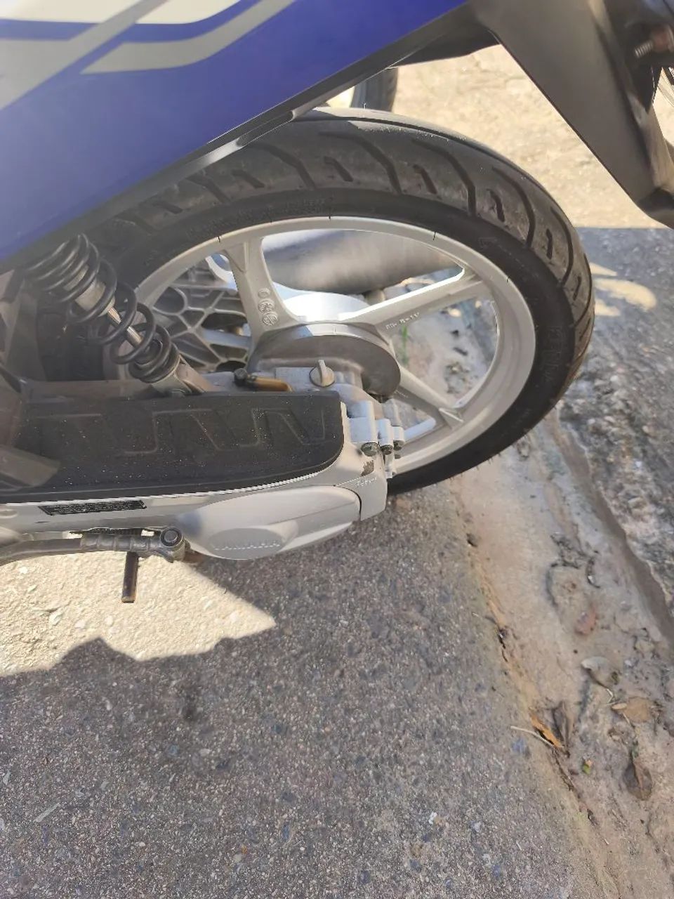 Moto neo  - Foto 2