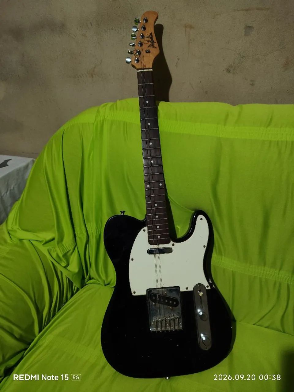 Vendo guitarra Telecaster  - Foto 4