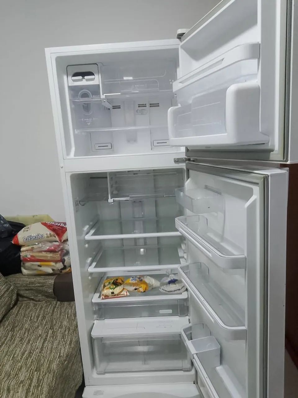 VENDO GELADEIRA ELETROLUX DUPLEX URGENTE - Foto 3