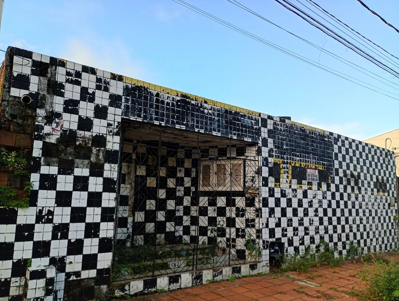 Prédio ( escola ) a venda