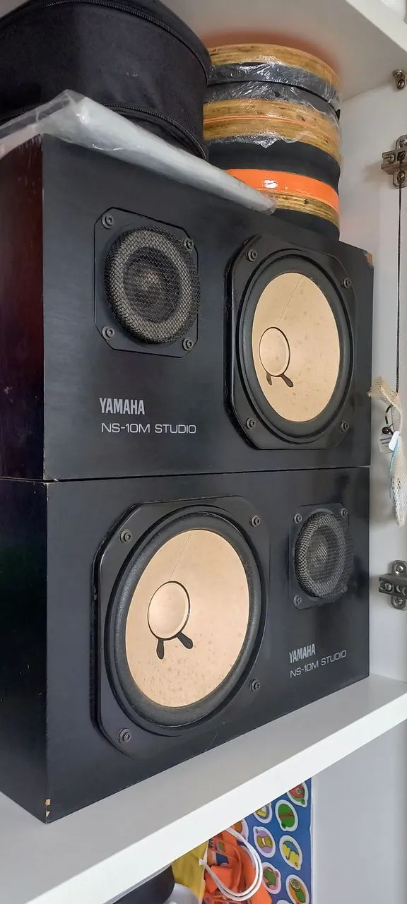 Caixa de som Ns10