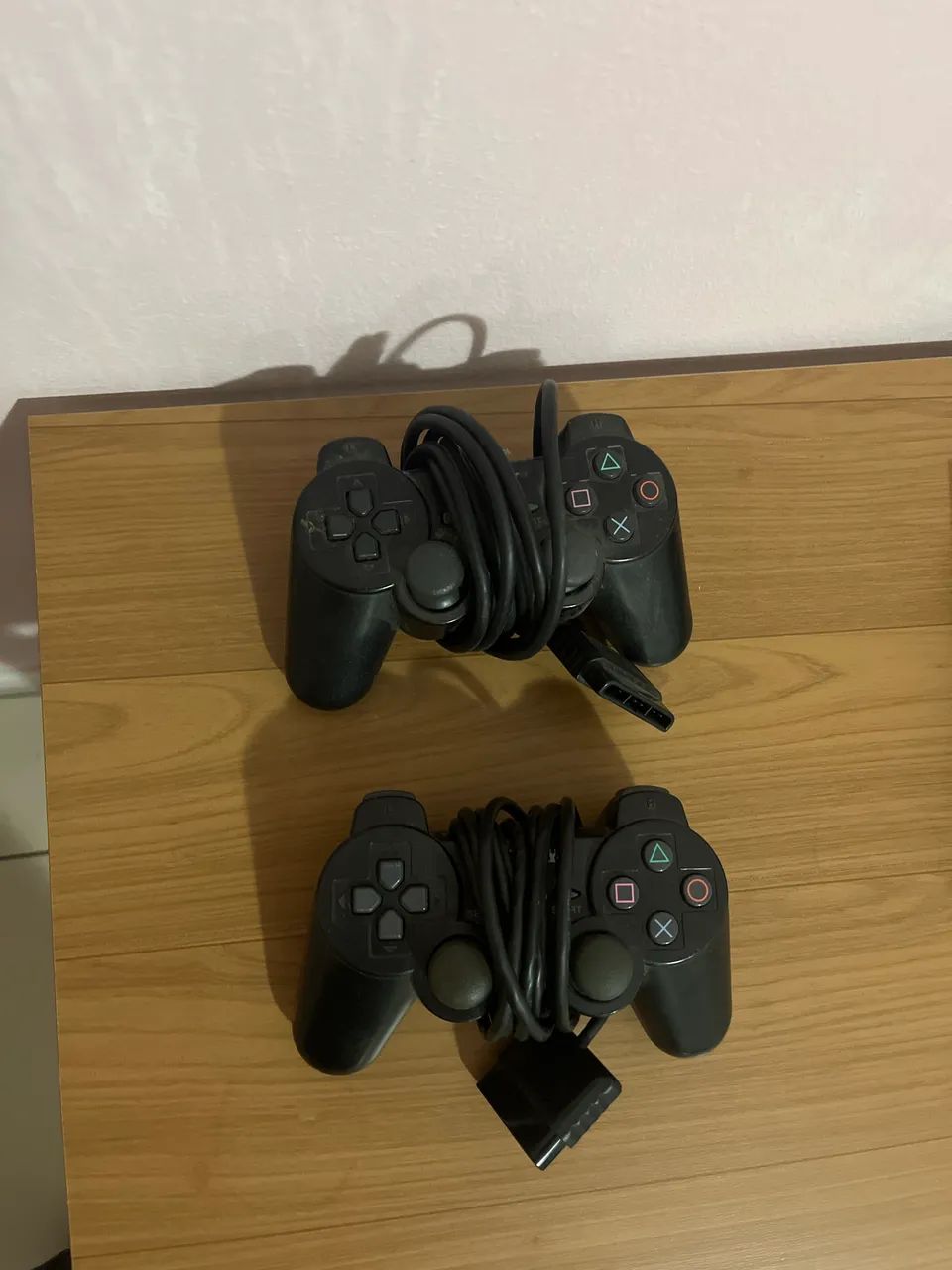 Playstation 2 com 2 controles usado - Foto 3