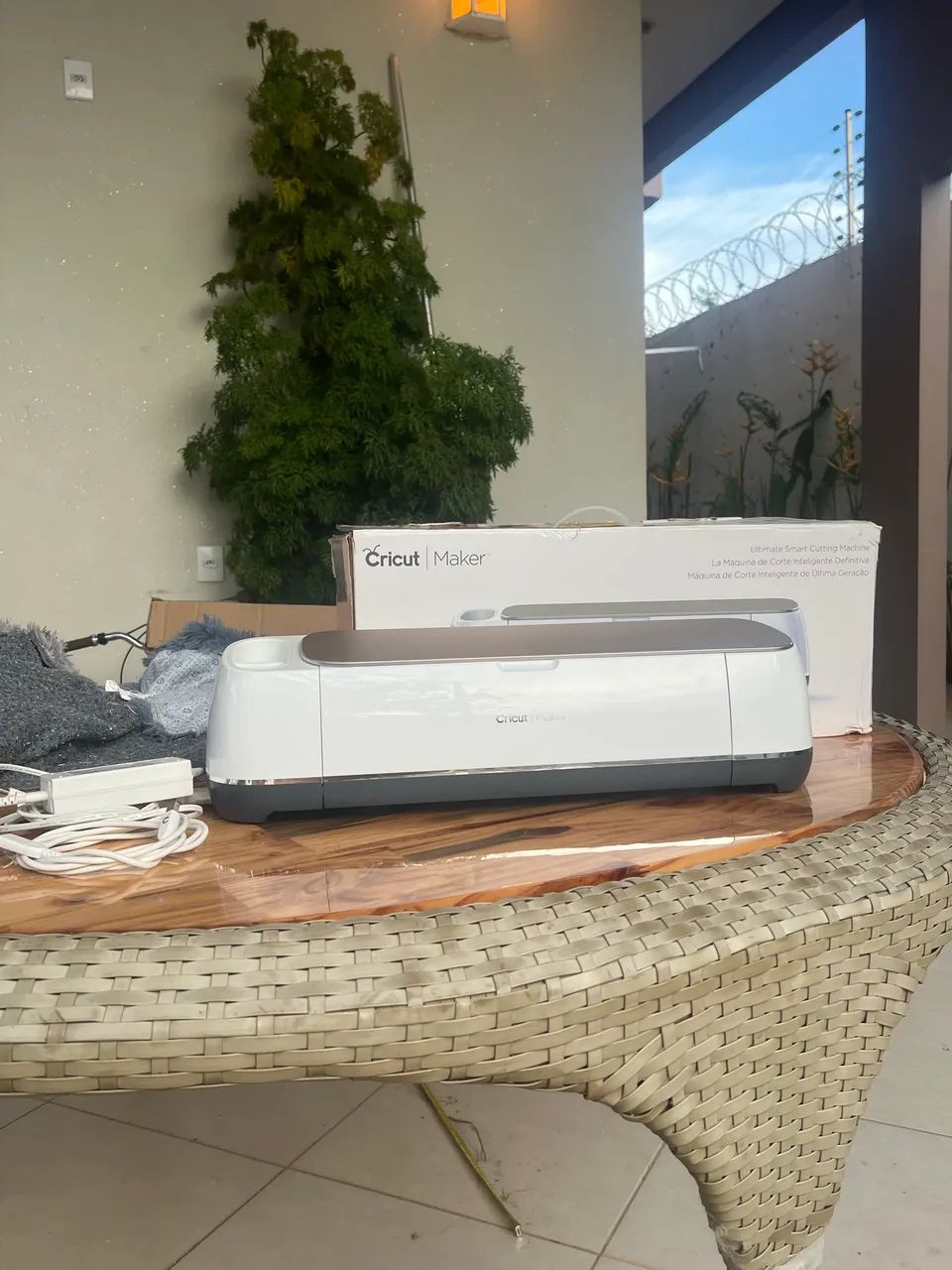 Vende-se máquina de cor inteligente Cricut  Maker - Foto 3