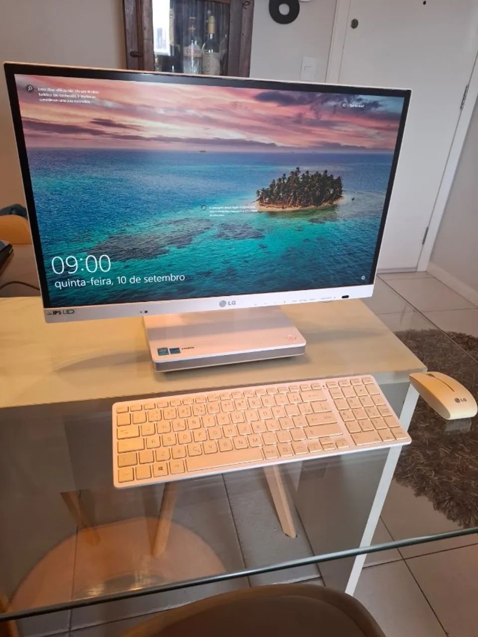 Computador LG All-in-One 23" Full HD IPS | Core i5 SSD | Perfeito Estado + Teclado e MouSE