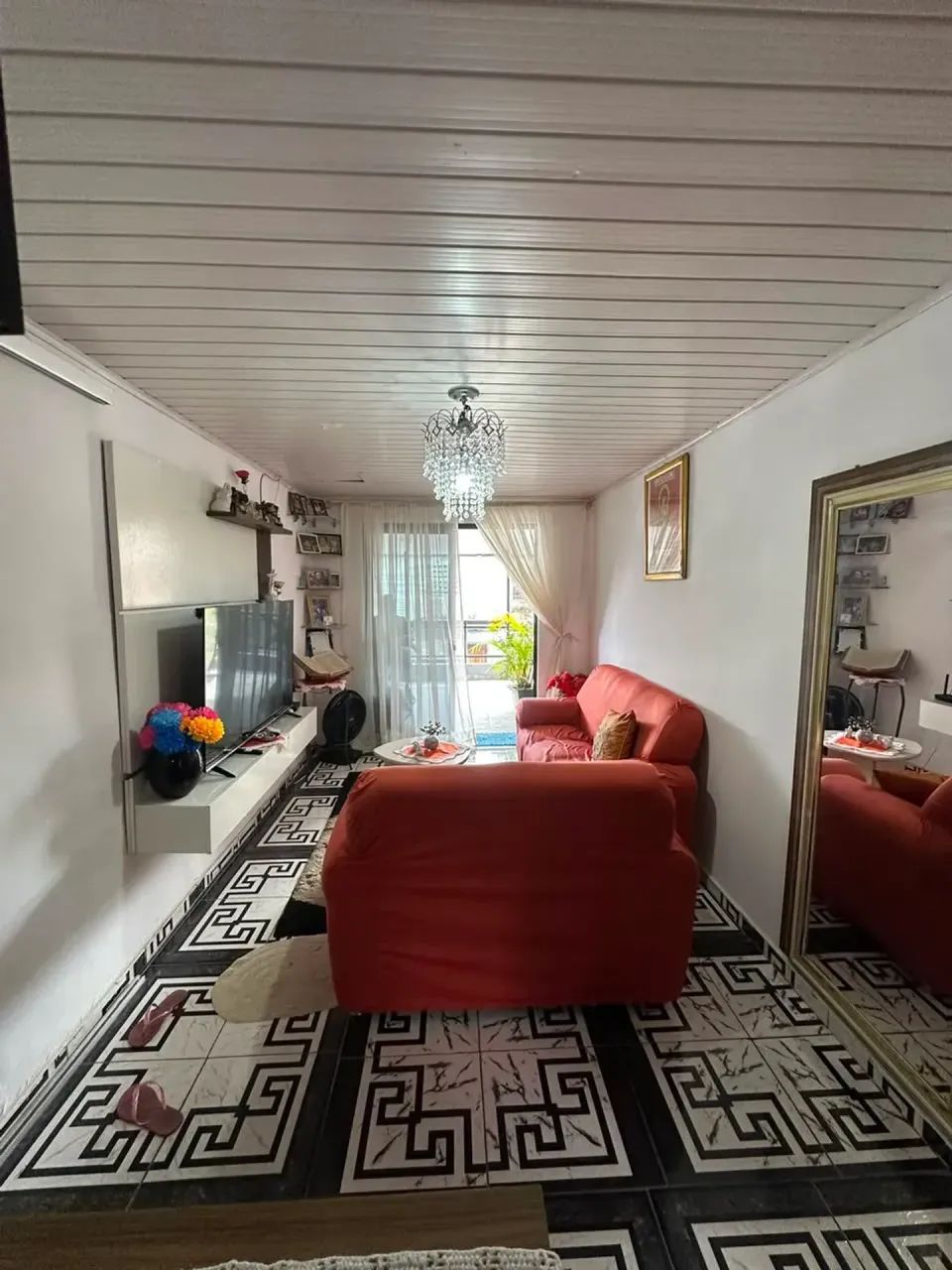 APARTAMENTO COM 2 QUARTOS E SACADA AMPLA PRÓXIMO AO MIX MATEUS 40 HORAS - Foto 2