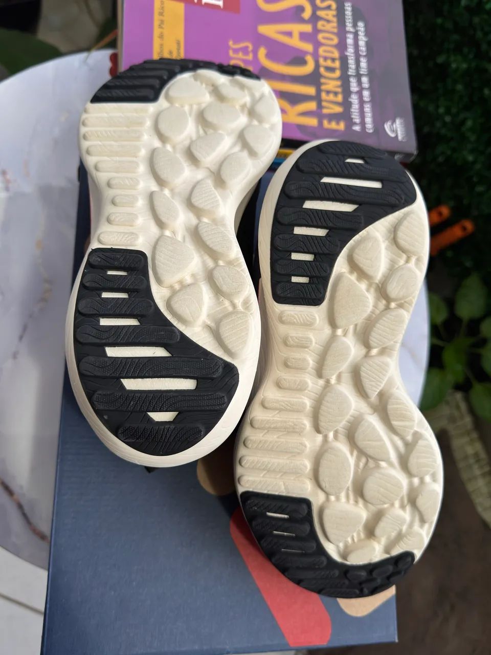 Tênis FILA ótimo para corrida 