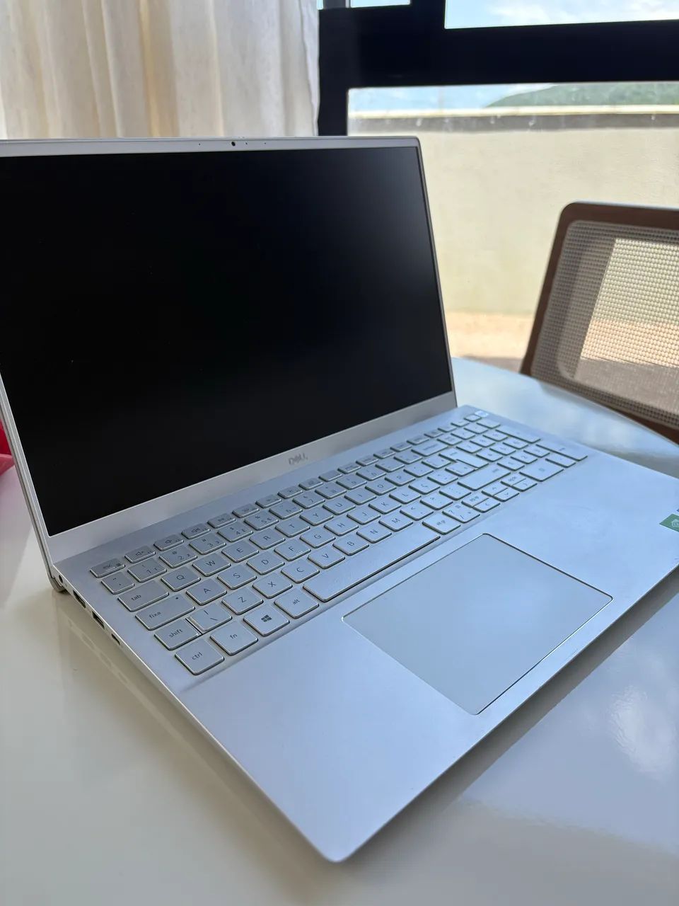 Notebook Dell inspiron 5502 com placa de vídeo + digital