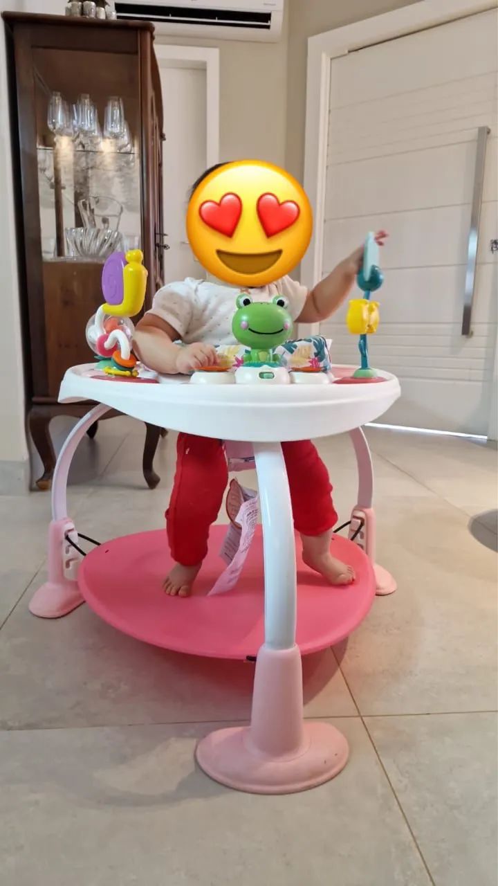 Jumper Pula Pula Bebê 360º Centro de Atividades Musical com Som e Luz Brinquedo Infantil