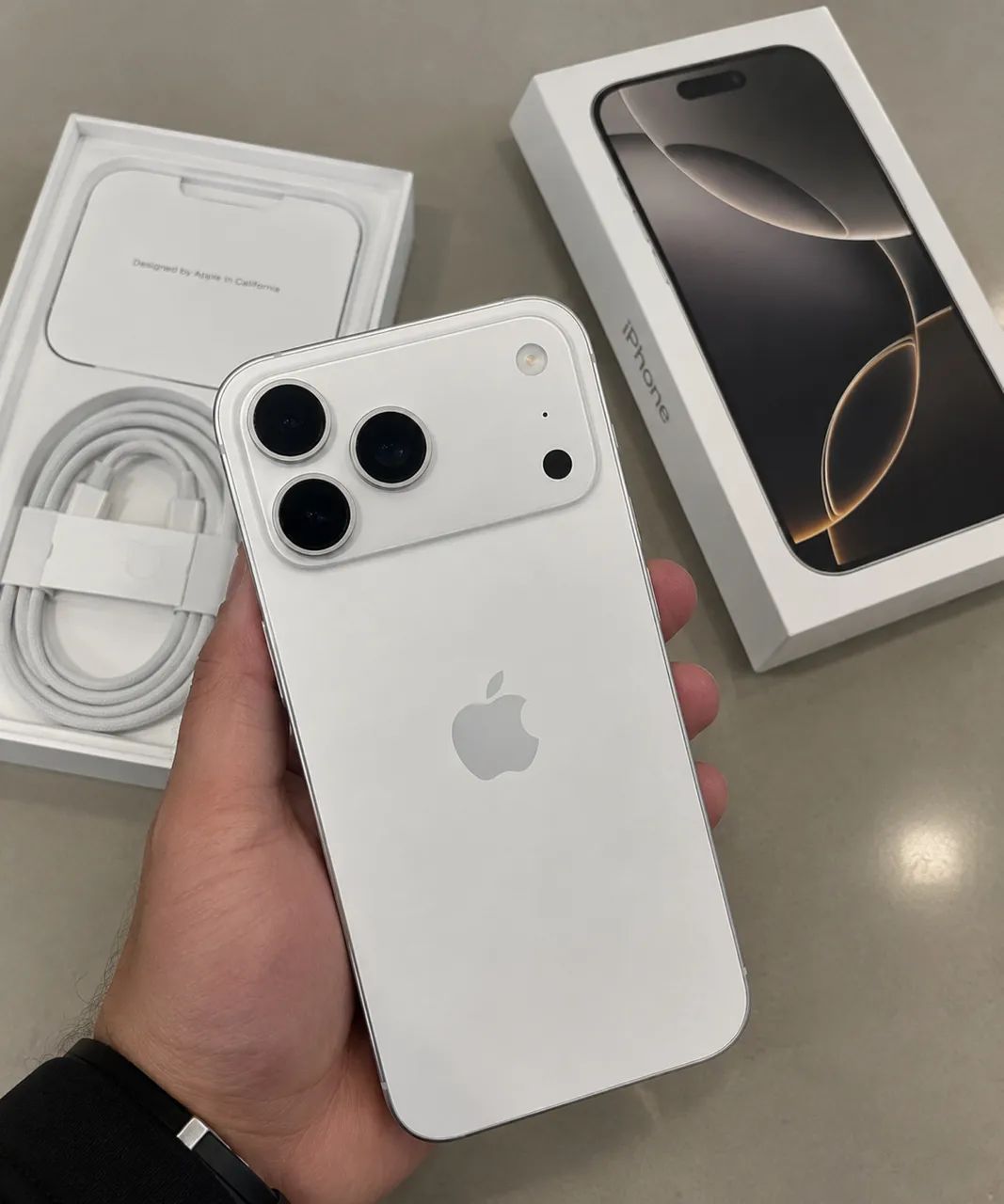 IPHONE 17 PRO MAX