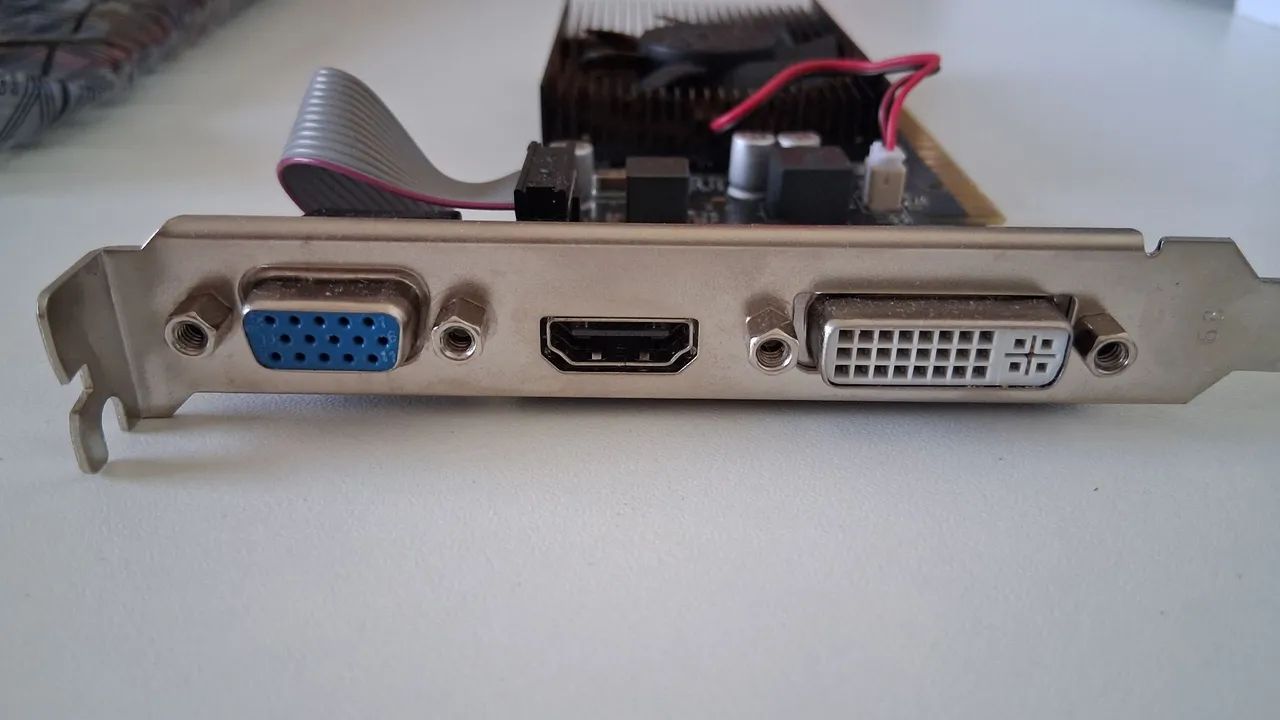 Placa de Vídeo Nvidia GT610 - Foto 2