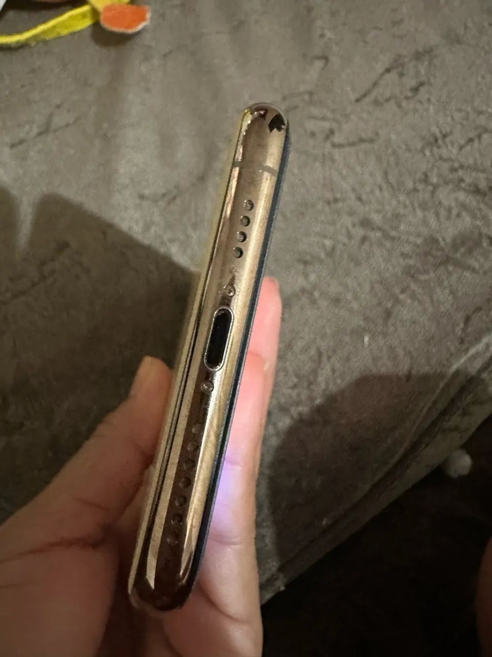 iPhone 11 Pro Max dourado  - Foto 5