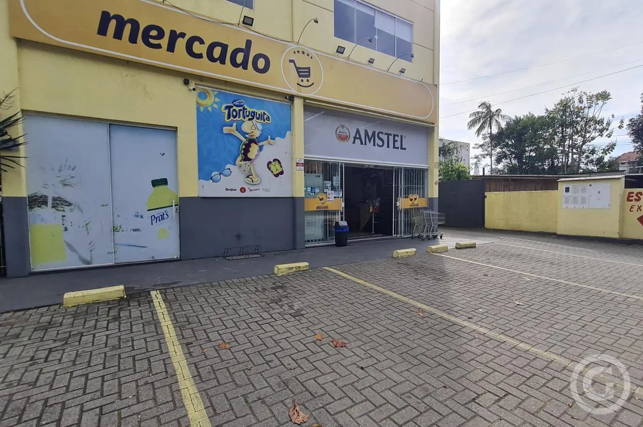 Galpão amplo com acesso facilitado em Canasvieiras - Foto 4