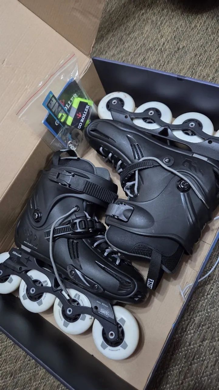 Patins in LINE (roller)