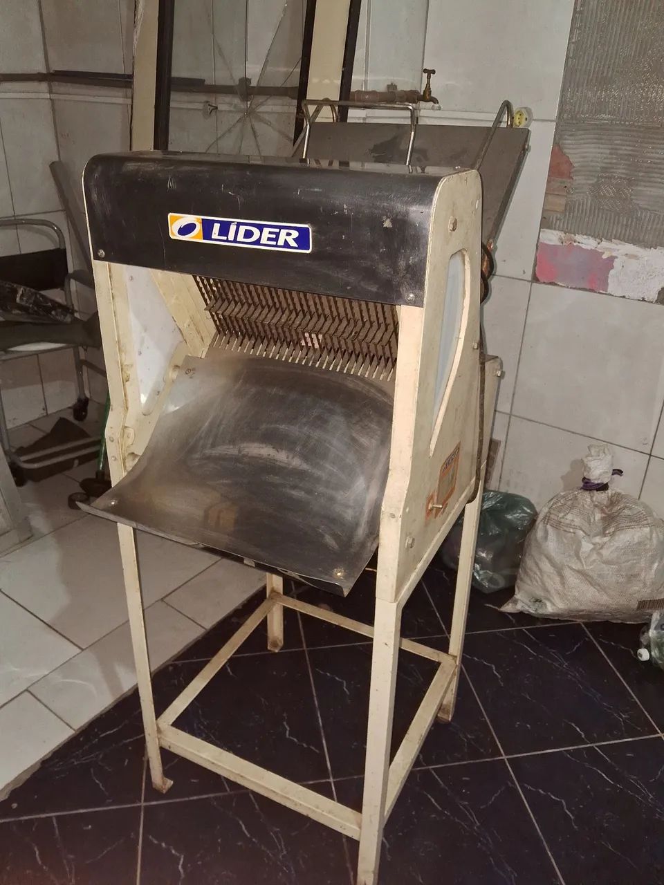 Fatiador de pão Líder  - Foto 5