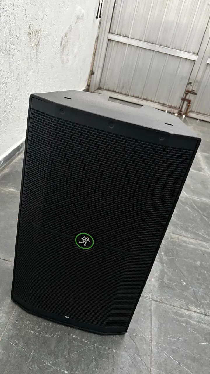 Caixa Mackie Thump 212 1400W Ativa  - Foto 3