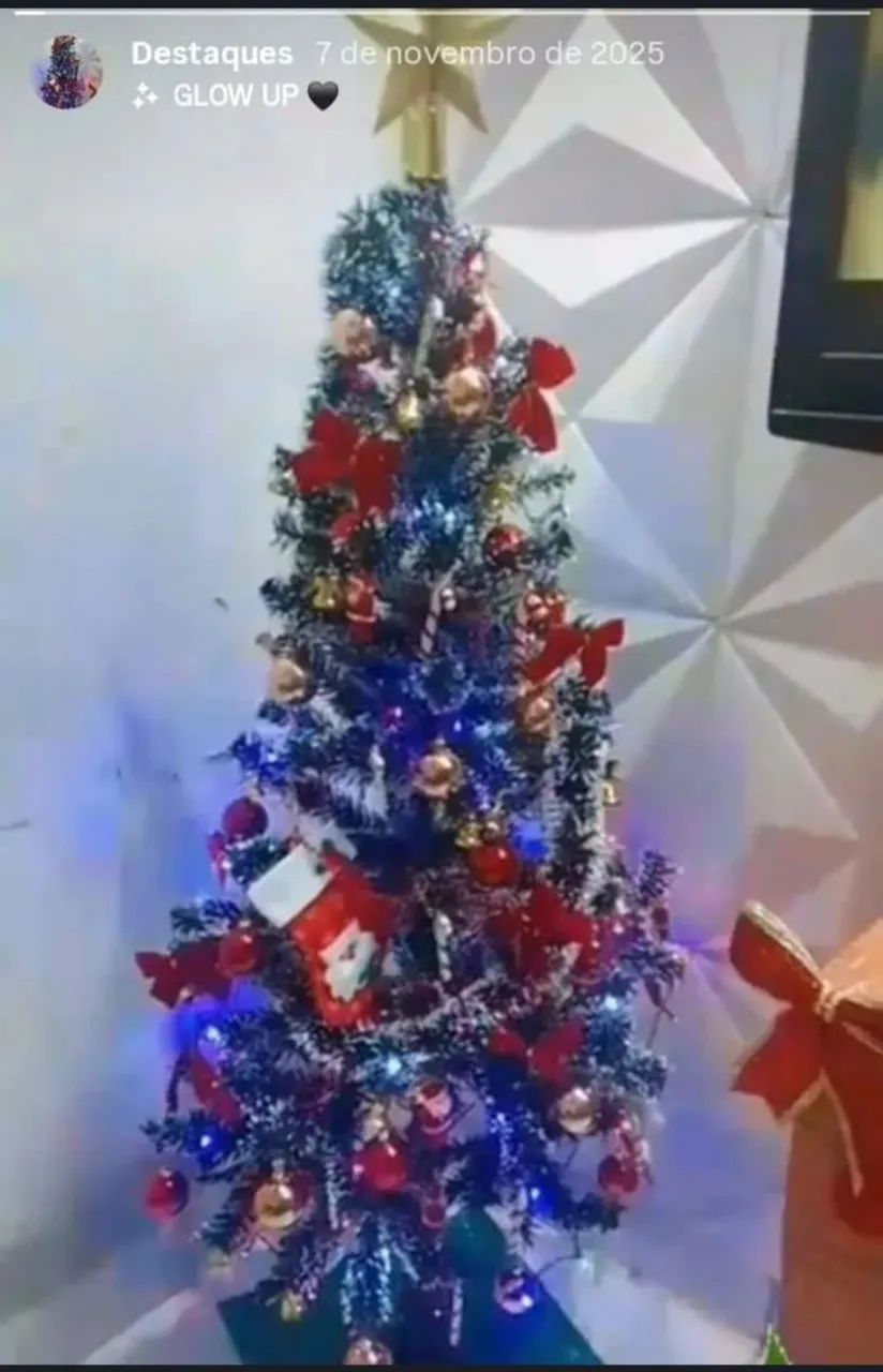 Árvore de Natal completa 