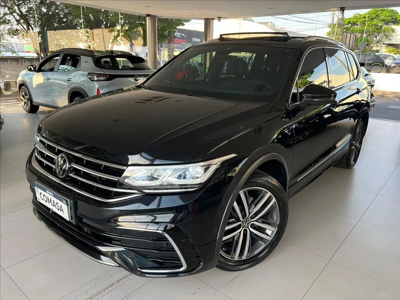 Volkswagen Tiguan TIGUAN Allspac R-Line 300 TSI 2.0 2024