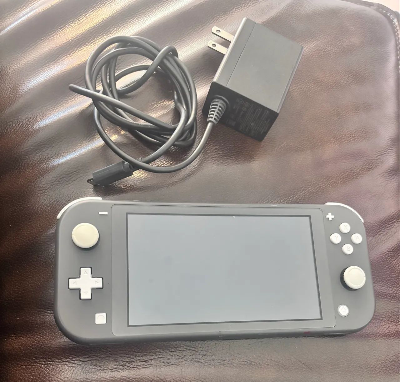 ? Nintendo Switch 32GB + 5 Jogos Originais - Pacote Completo - Preço Negociável  