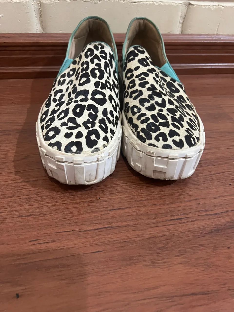 Slip on leopard preto e branco  - Foto 2