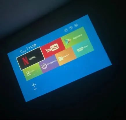 Mini Projetor Portátil HY300 4K | WiFi | Espelha Celular e PC - Foto 4