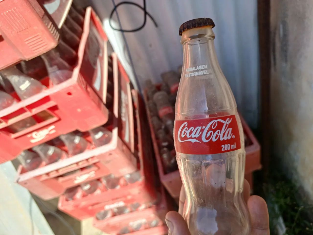 Caixas  vasilhames  coca cola 200ml  - Foto 2