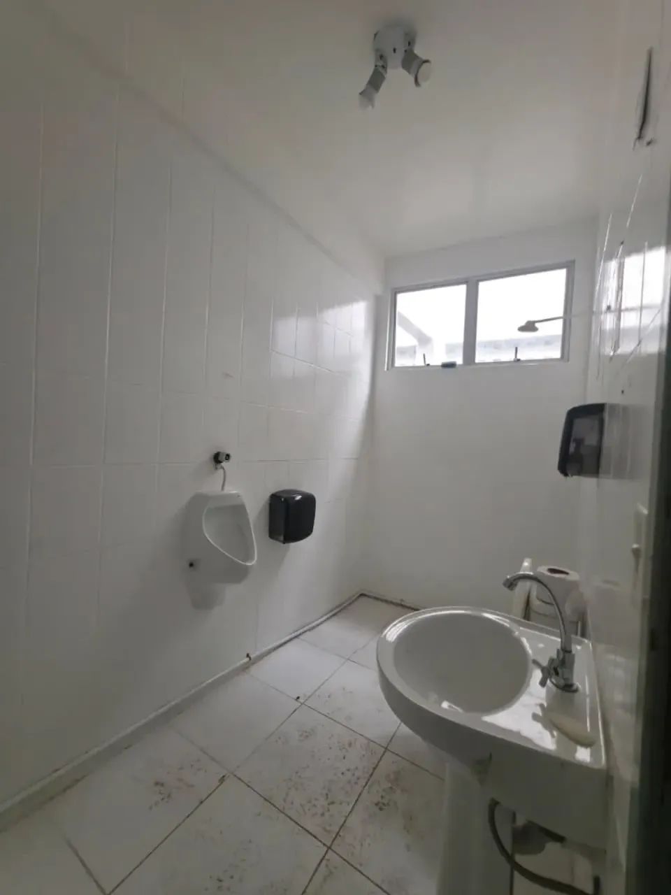 AVENIDA SILVES, ALUGO PONTO COMERCIAL NA PRINCIPAL COM 550M2 - Foto 4