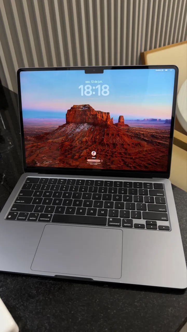 MacBook Air M2 Modelo - A2681 8GB RAM 256GB SSD - Notebooks - Nova