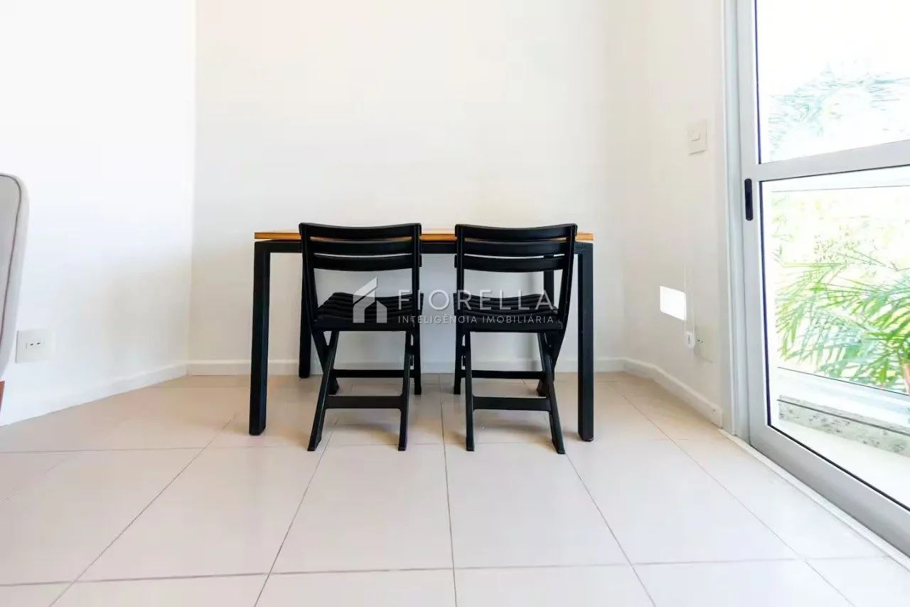 Apartamento mobiliado 01 dormitório e 01 vaga de garagem - Morro Das Pedras/Florianópolis - Foto 5